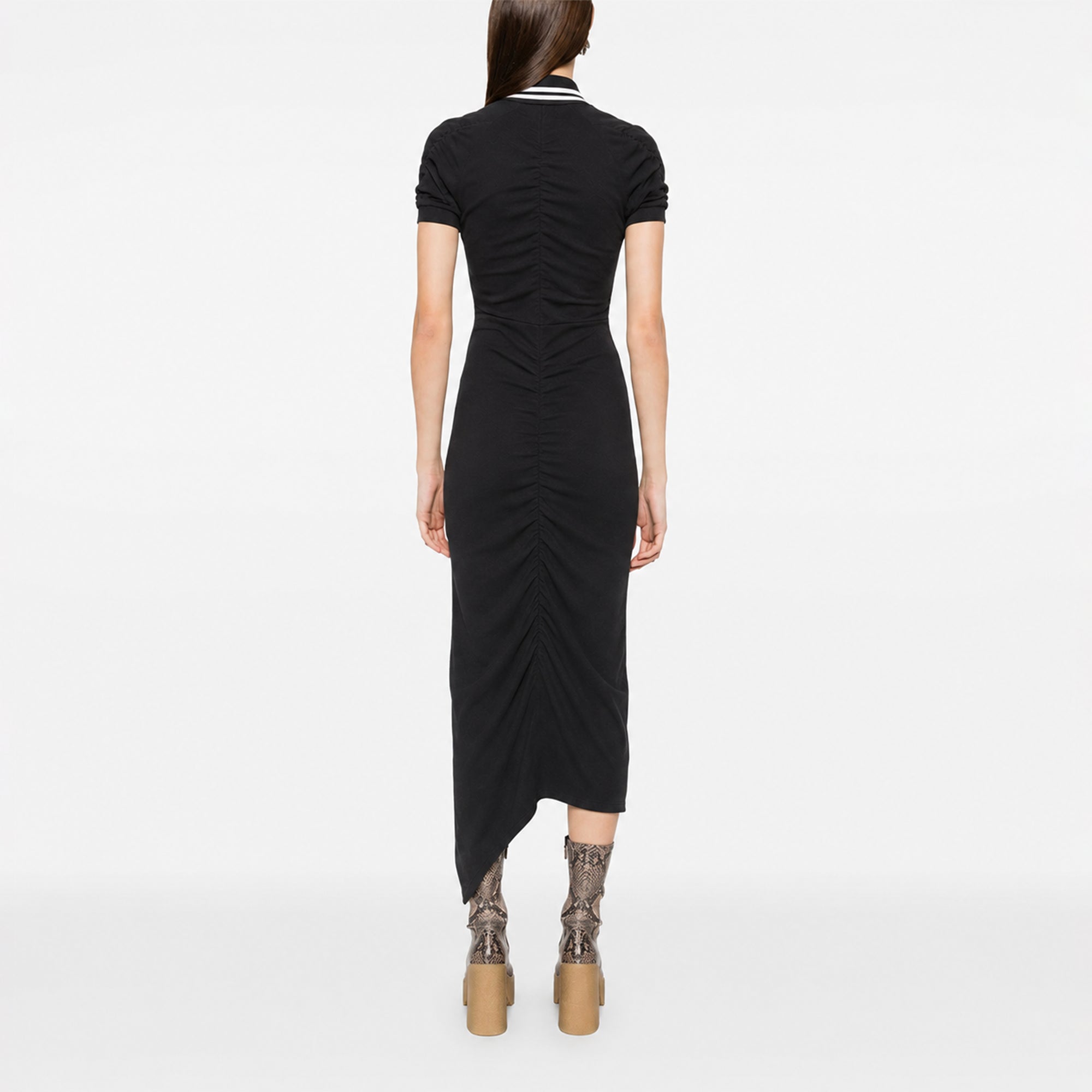 Pulling Dress - Black