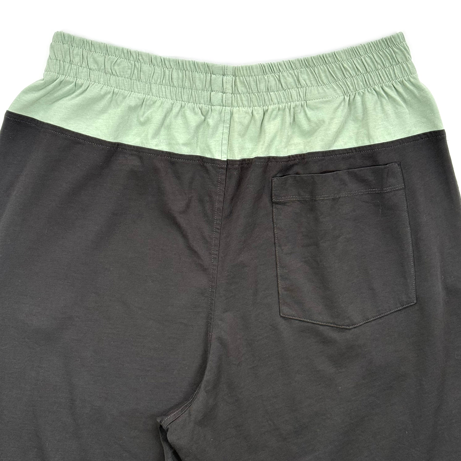 Two Tone Panelled Shorts – Sage / Black