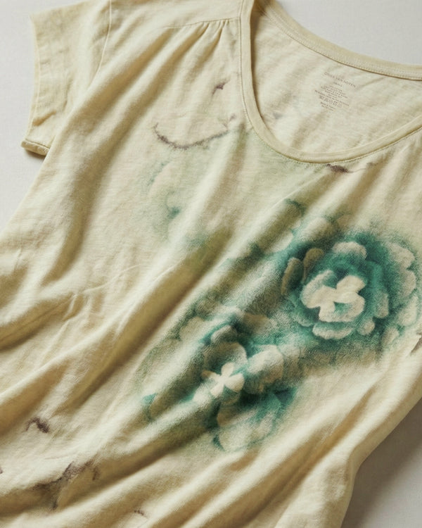 Floral Print T-shirt - Pale Olive