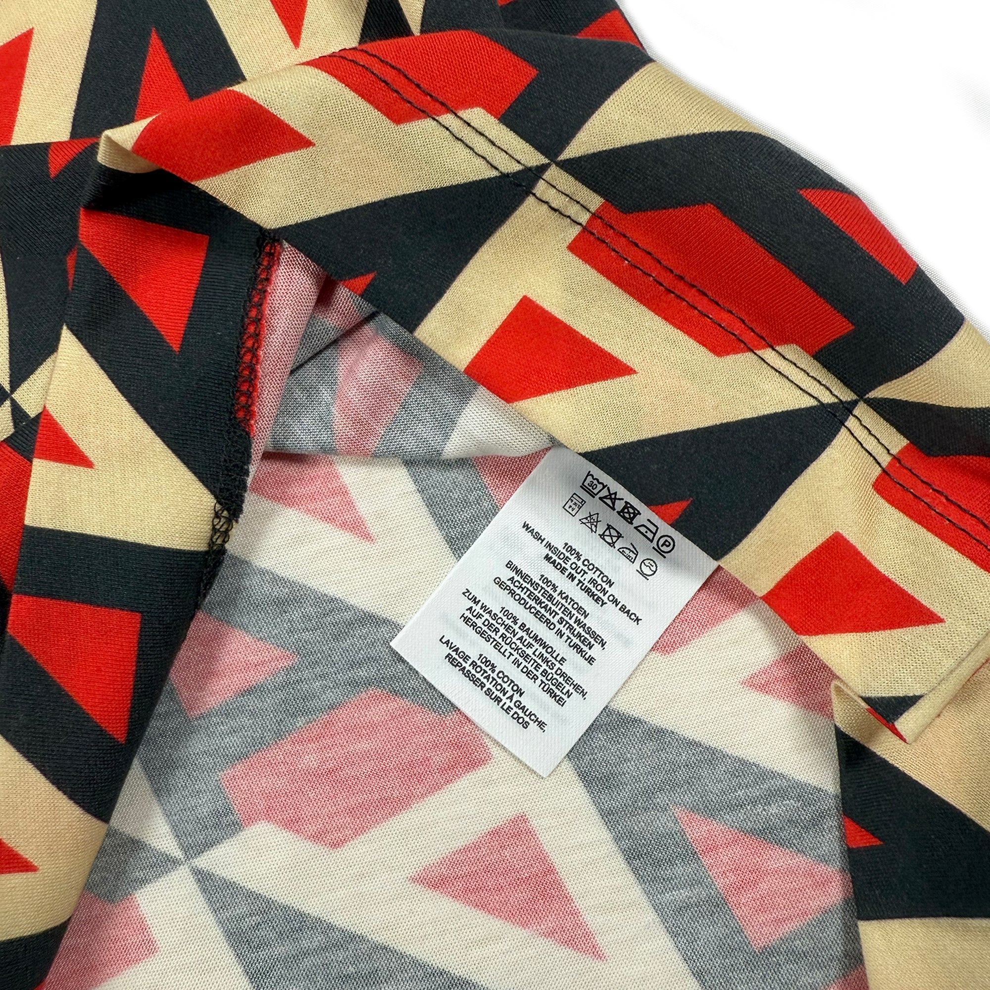 Hertz T-shirt – Geometric Print