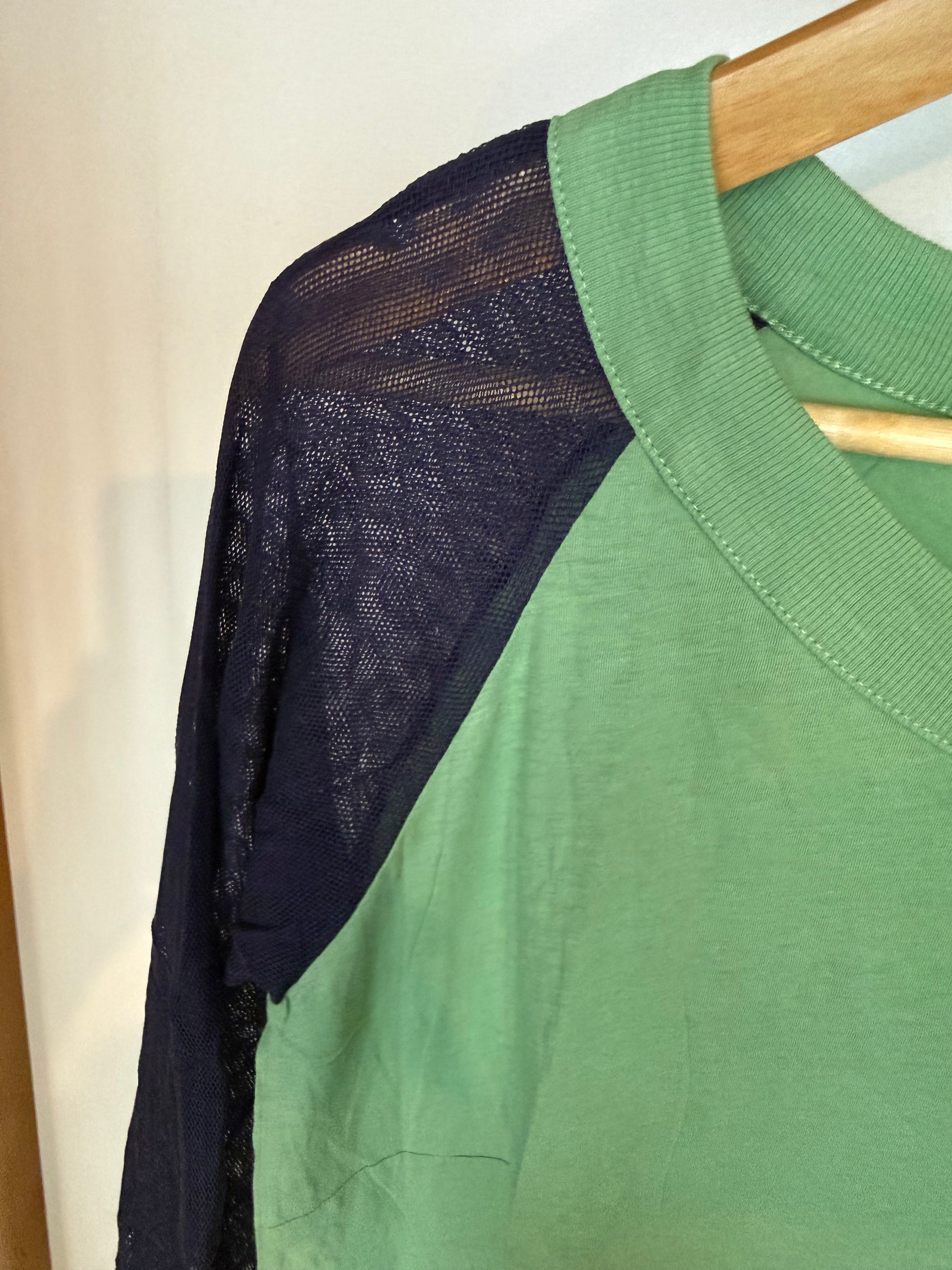 Contrast Mesh Raglan T-shirt - Green/Navy