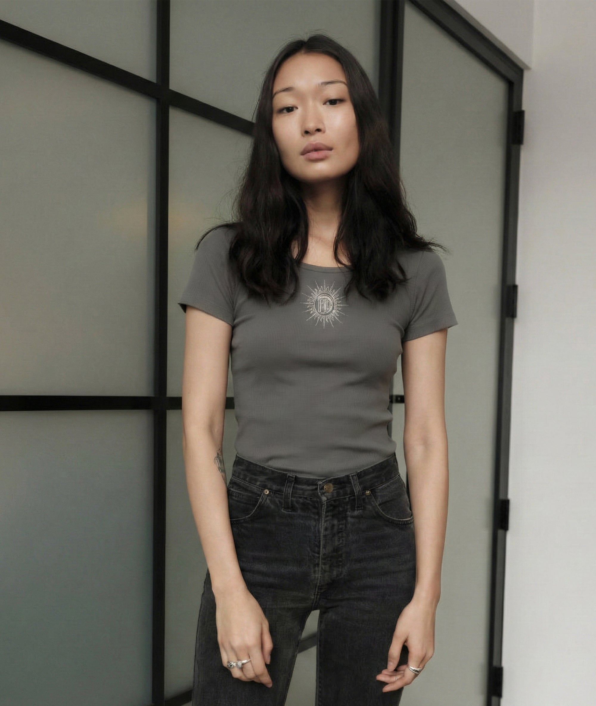 Emblem Ribbed T-shirt - Charcoal