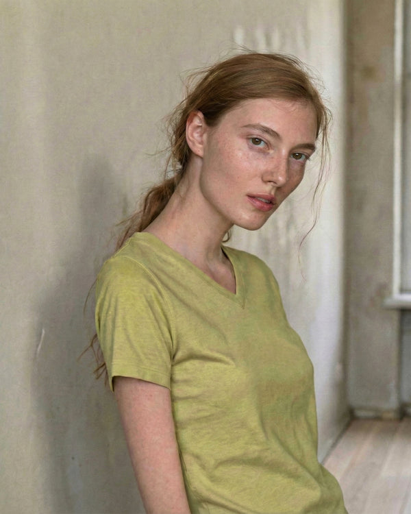 Fine Cotton V-neck T-Shirt – Washed Citron