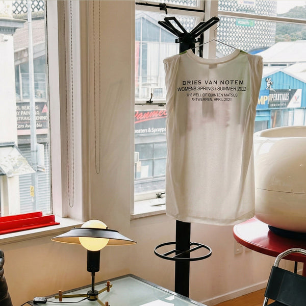 Hetty Blurry-print Twist Shoulder Top – Off White